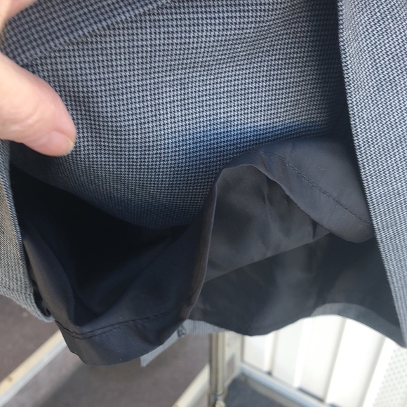 COPY - Pretty Designer Skirt by Liz Claiborne career, size 12 - Picture 6 of 7